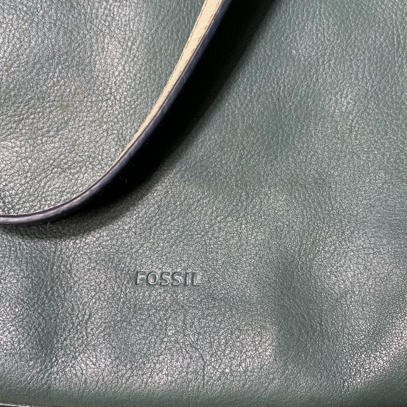 Fossil Woman’s Emma Leather Tote - Picture 14 of 15
